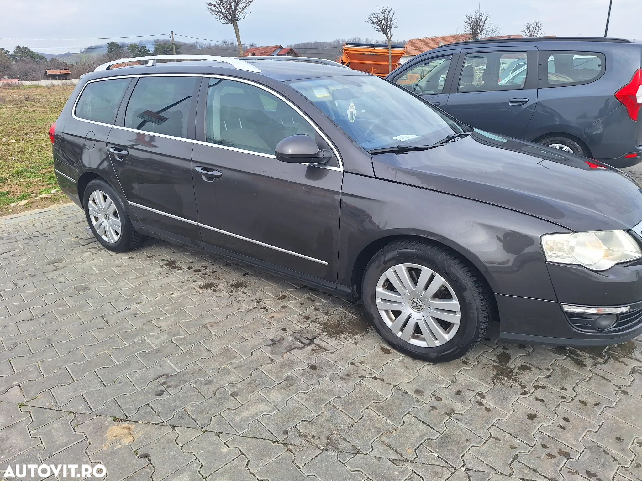 Volkswagen Passat Variant 2.0 Blue TDI SCR Comfortline - 2