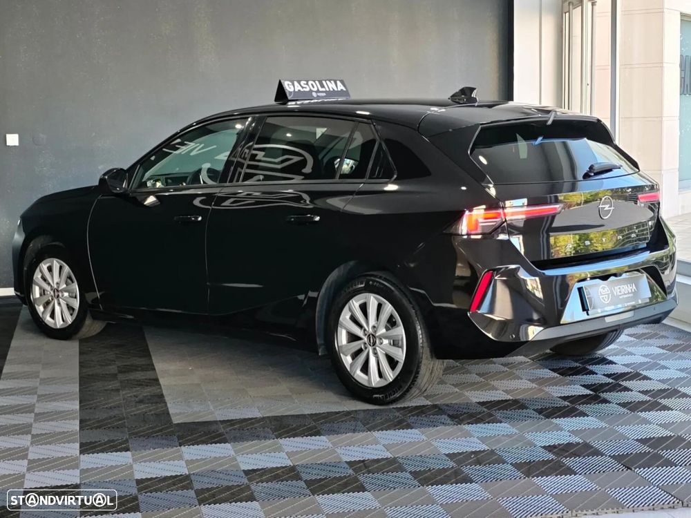 Opel Astra 1.2 T Design & Tech S/S - 27
