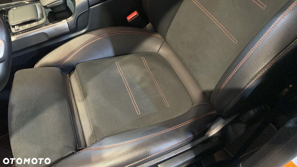 Mercedes-Benz GLB 200 AMG Line 7G-DCT - 18