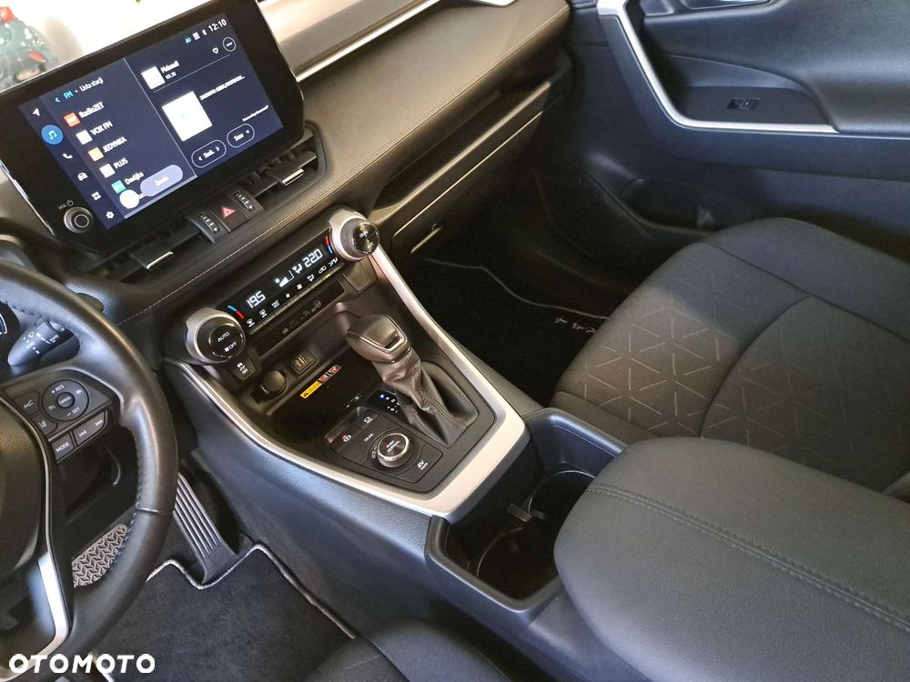 Toyota RAV4 - 27