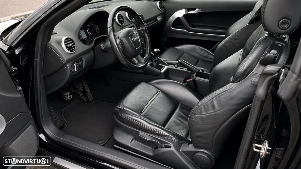 Audi A3 Cabrio 1.6 TDi Attraction - 4