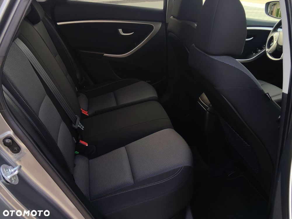 Hyundai i30 1.4 Fifa World Cup Edition - 29