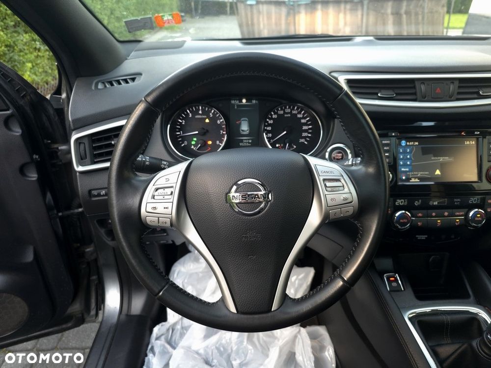 Nissan Qashqai 1.6 DIG-T N-Vision - 13