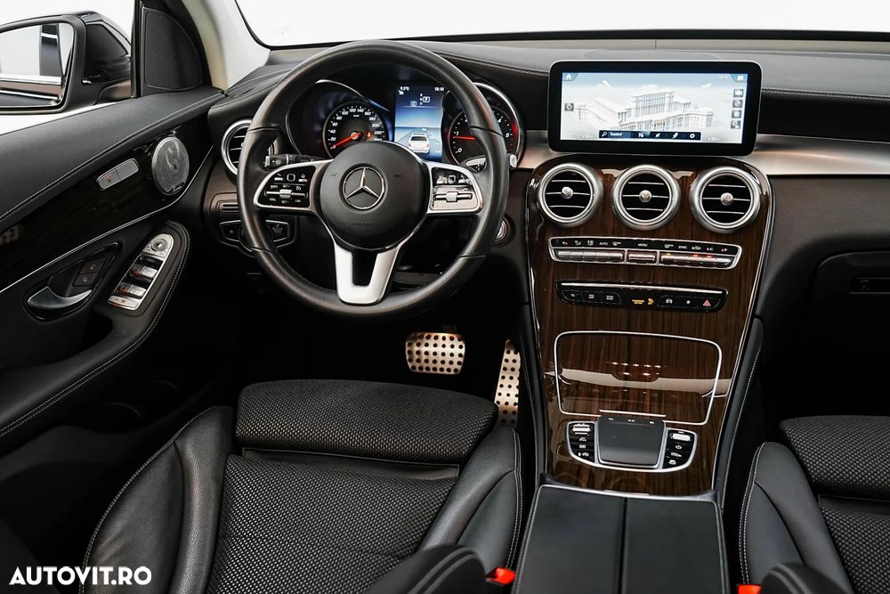 Mercedes-Benz GLC 300 d 4Matic 9G-TRONIC AMG Line - 7