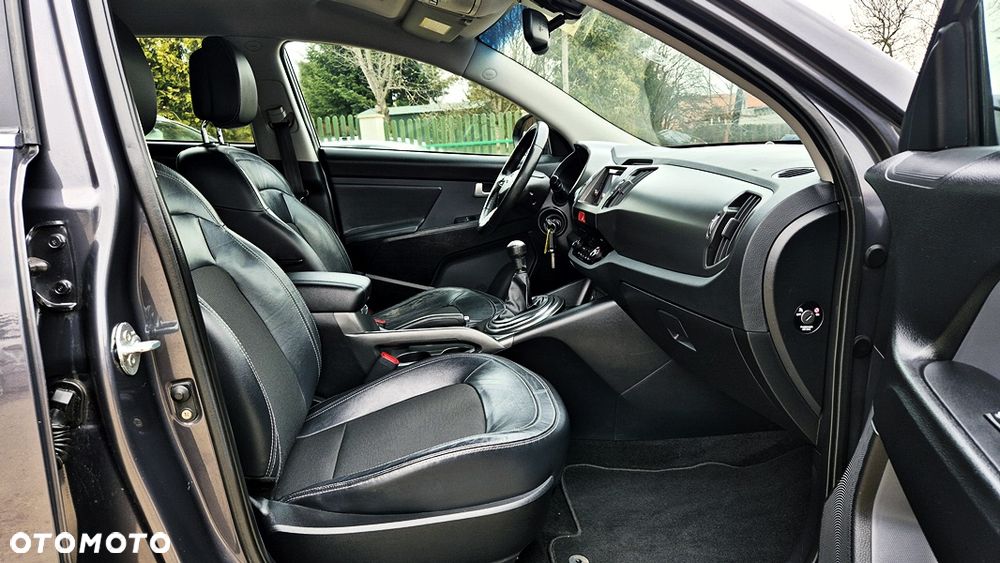 Kia Sportage 2.0 CVVT 2WD Spirit - 36