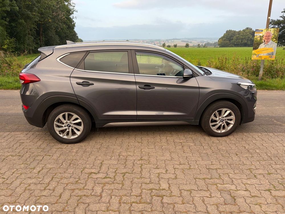 Hyundai Tucson 1.7 CRDI BlueDrive Design 2WD DCT - 15