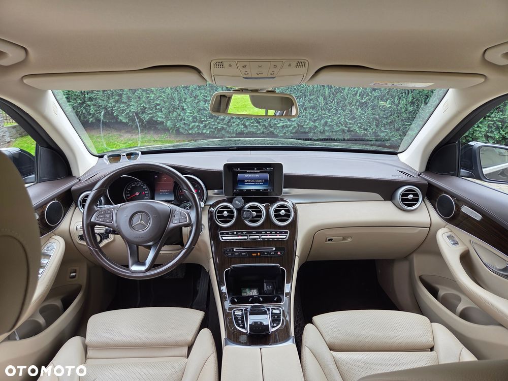 Mercedes-Benz GLC - 17