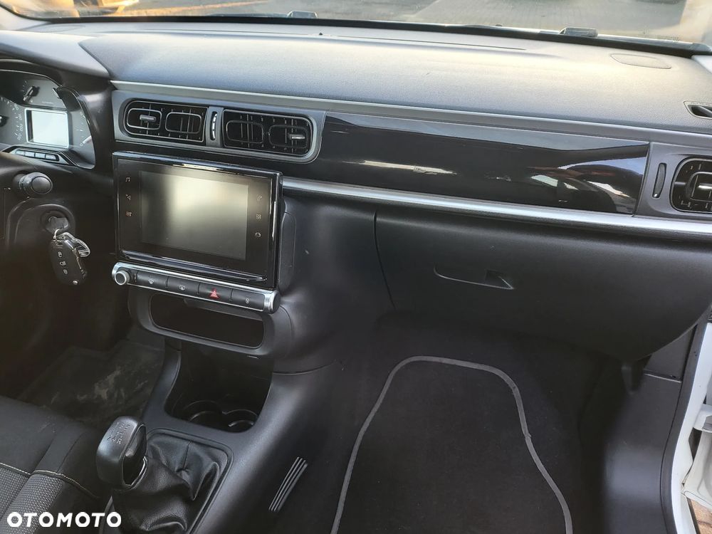 Citroën C3 Pure Tech 82 SHINE - 11