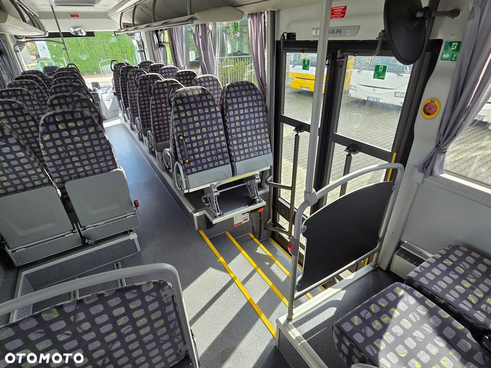 MAN LION'S INTERCITY/ SPROWADZONY Z FRANCJI/ DŁUGOŚĆ 12.30 M / PODWÓJNE SZYBY BOCZNE/ 68 000 KM - 36