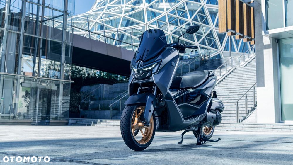Yamaha NMAX - 6