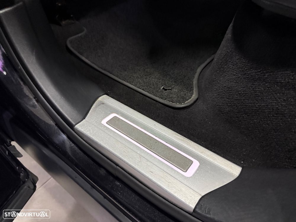 Land Rover Range Rover Sport - 28