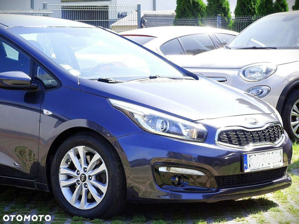 Kia Ceed - 6