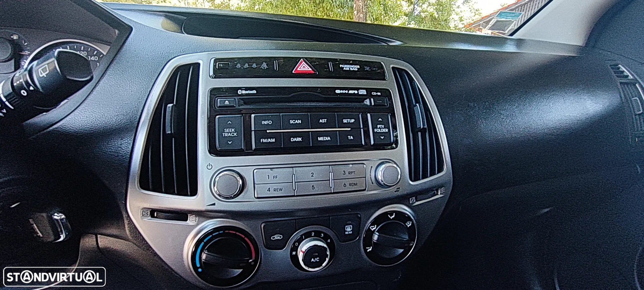 Hyundai i20 1.2 GO! Plus - 25