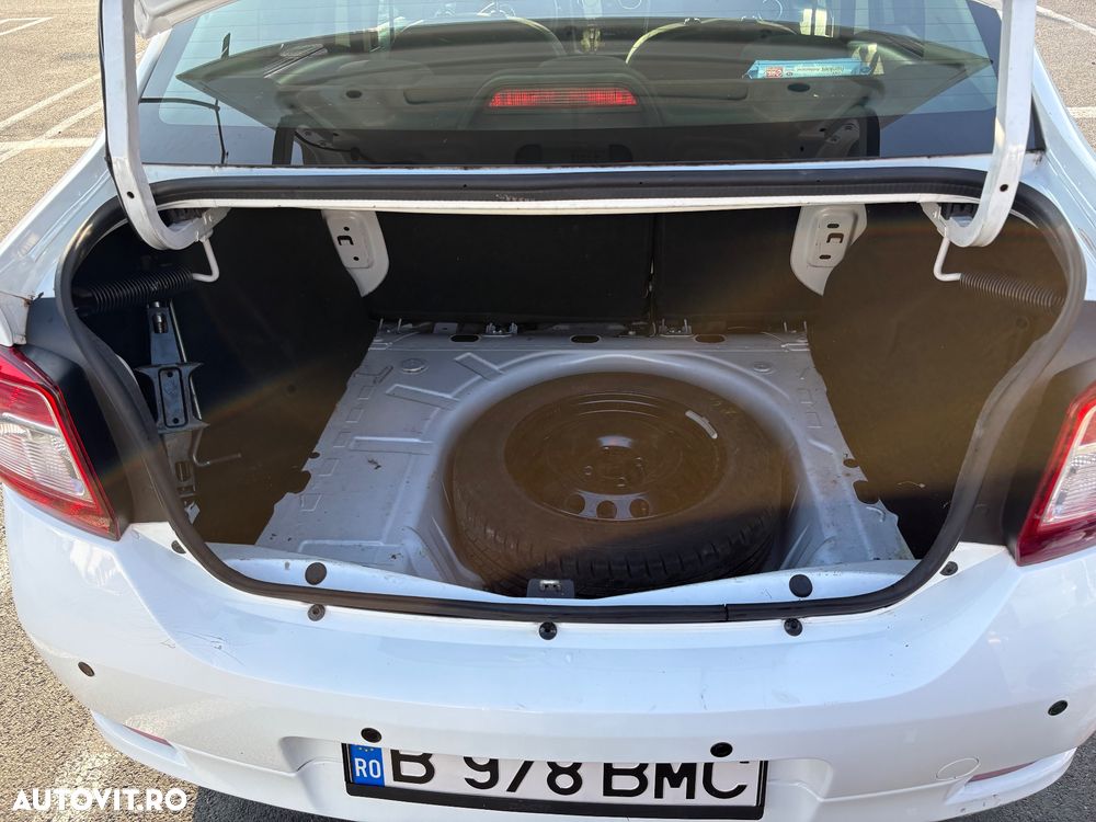 Dacia Logan 0.9 90CP Laureate - 10