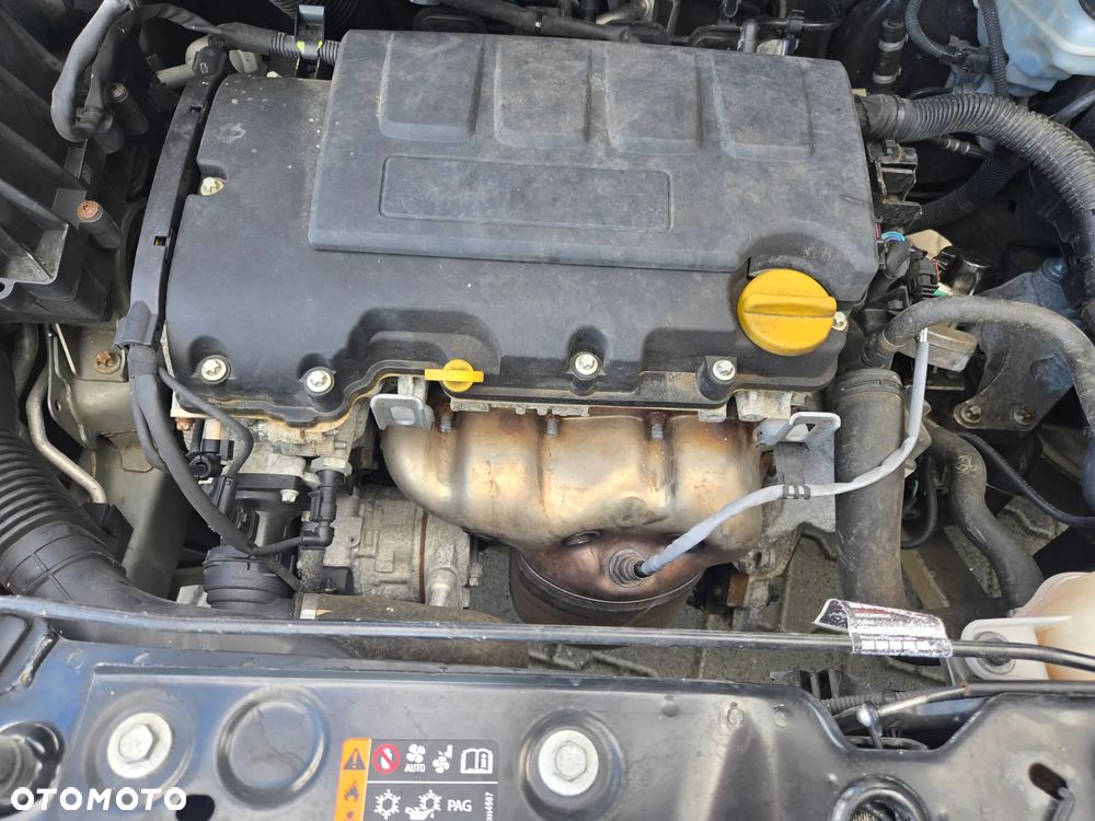 Opel Corsa 1.4 120 Lat - 23