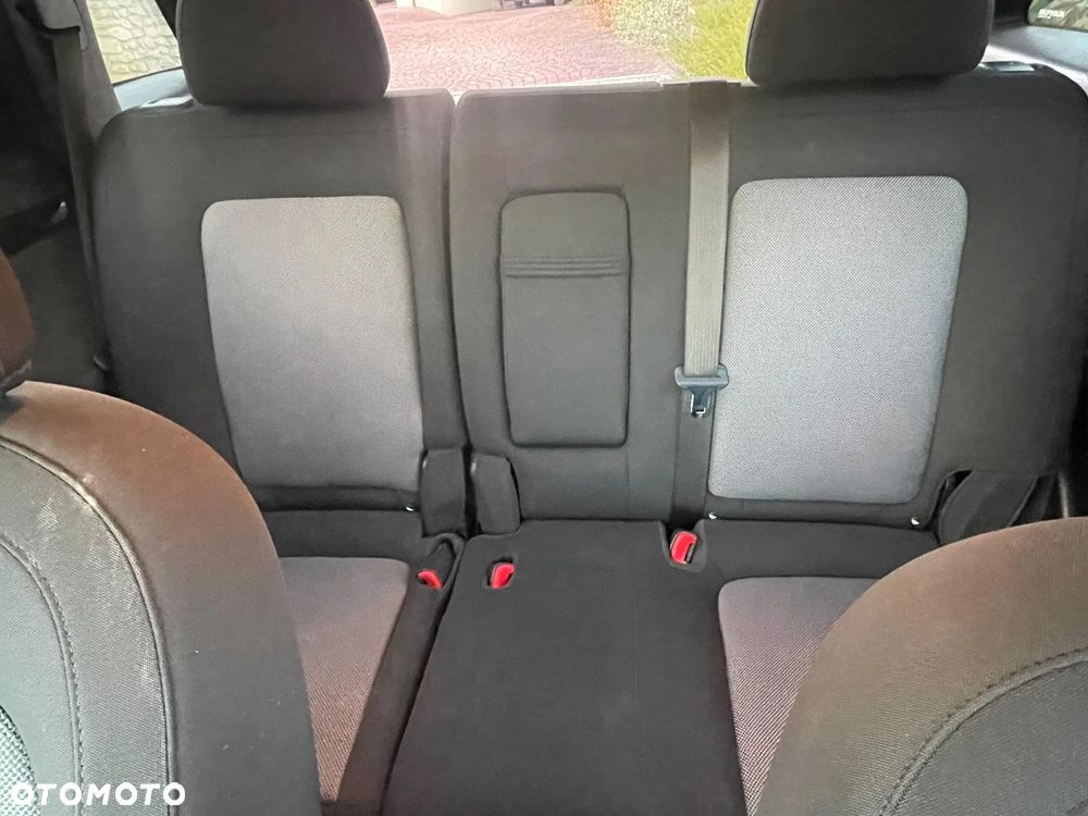 Chevrolet Captiva - 19