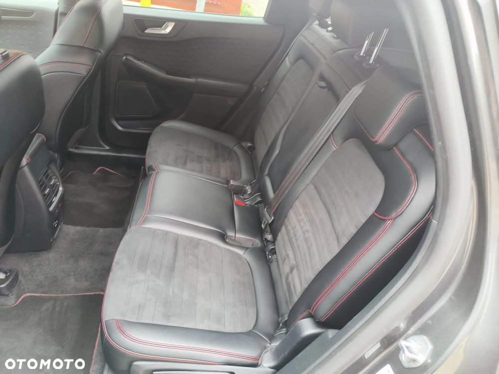 Ford Kuga 2.0 EcoBlue 4x4 ST-LINE X - 9