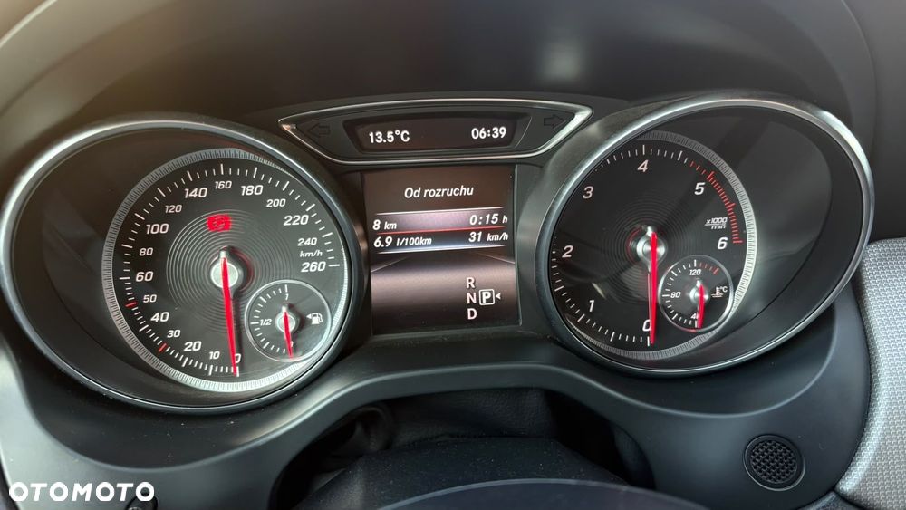 Mercedes-Benz GLA 220 d 4-Matic - 24