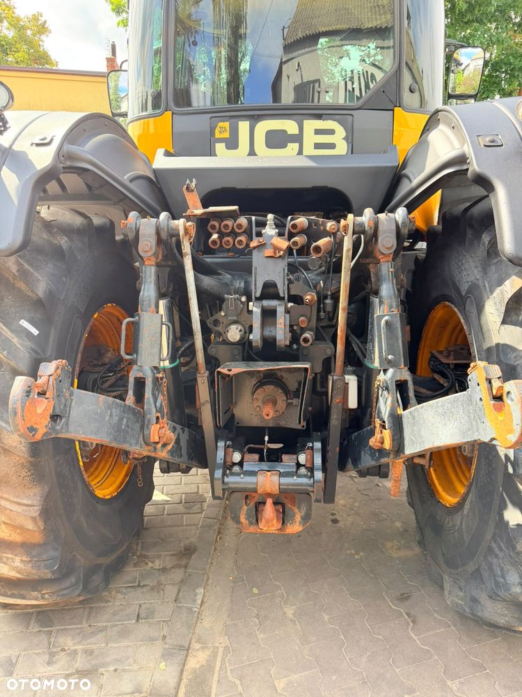 JCB Fastrac 4220 - 13