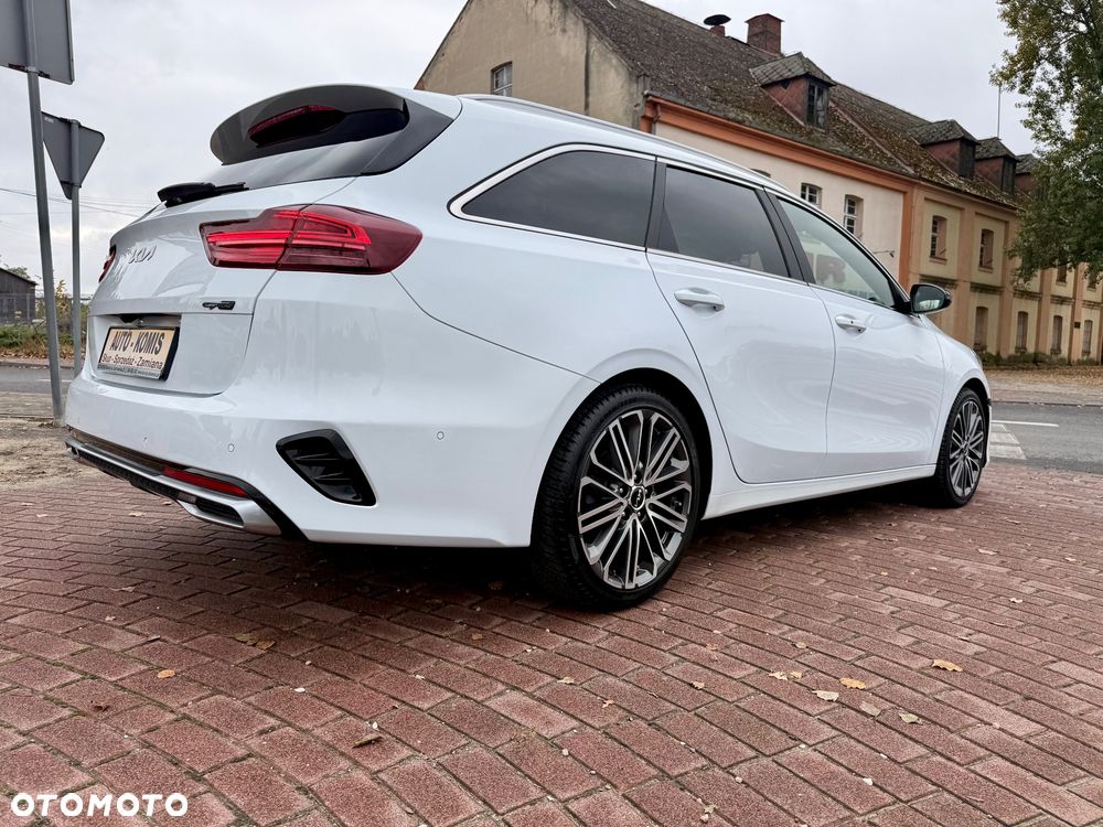 Kia Ceed 1.5 T-GDI DCT7 OPF GT Line - 38