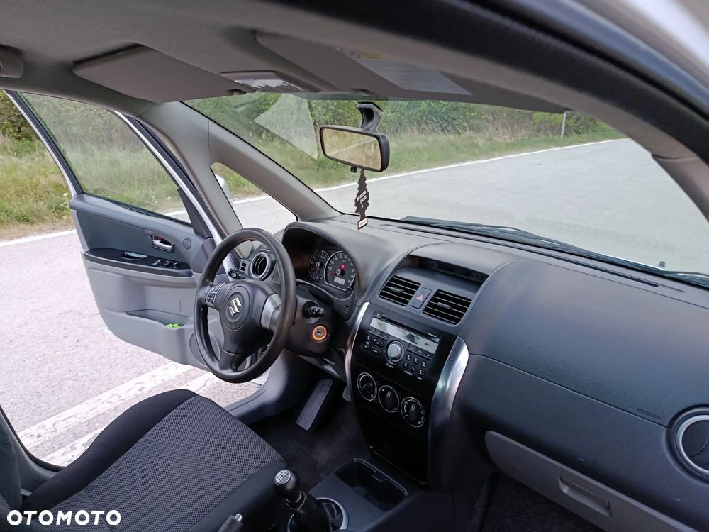 Suzuki SX4 1.6 VVT 4x2 Comfort - 33