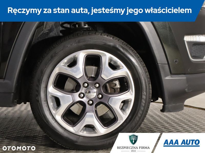 Jeep Compass - 16