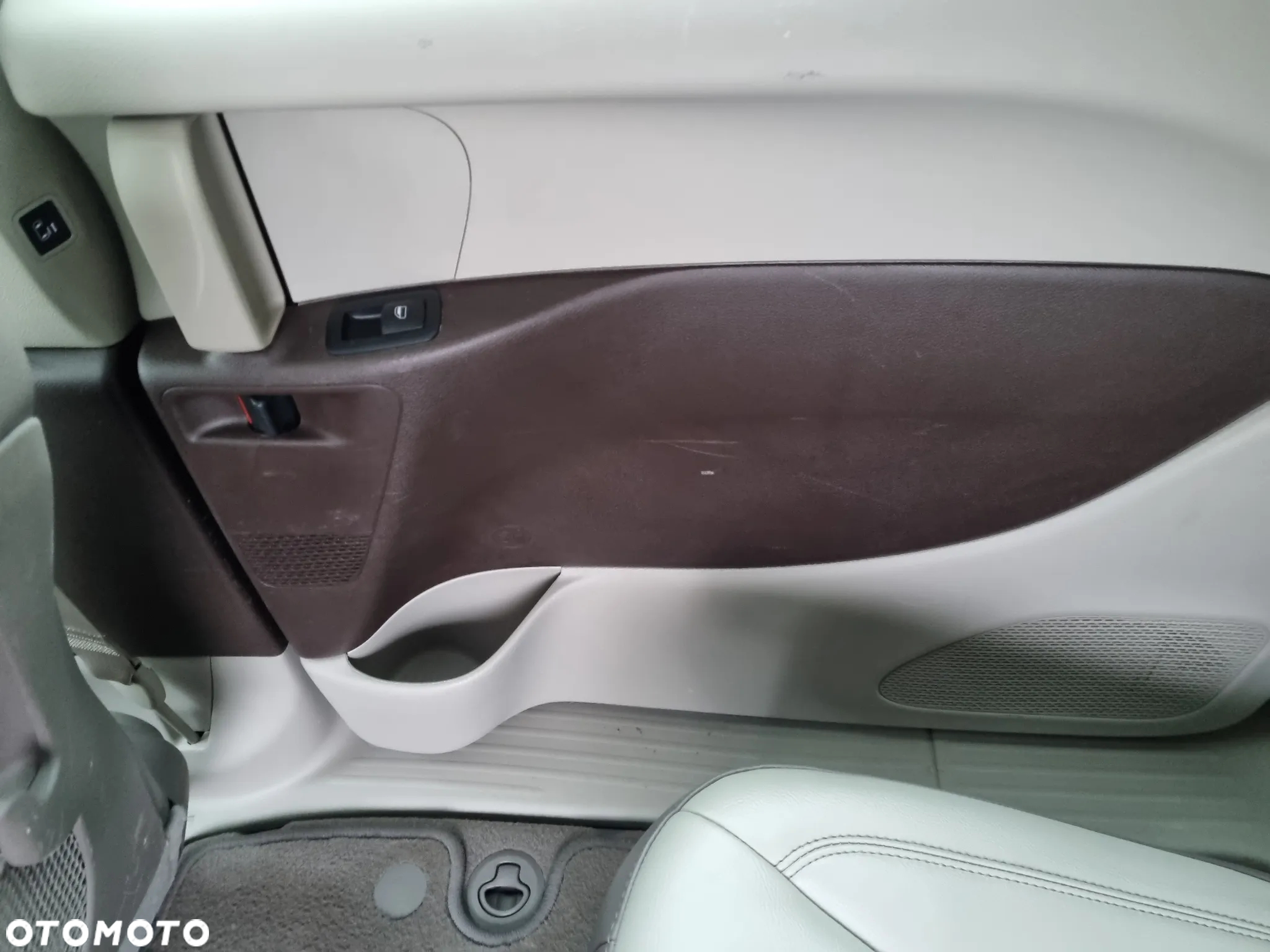 Chrysler Pacifica - 19