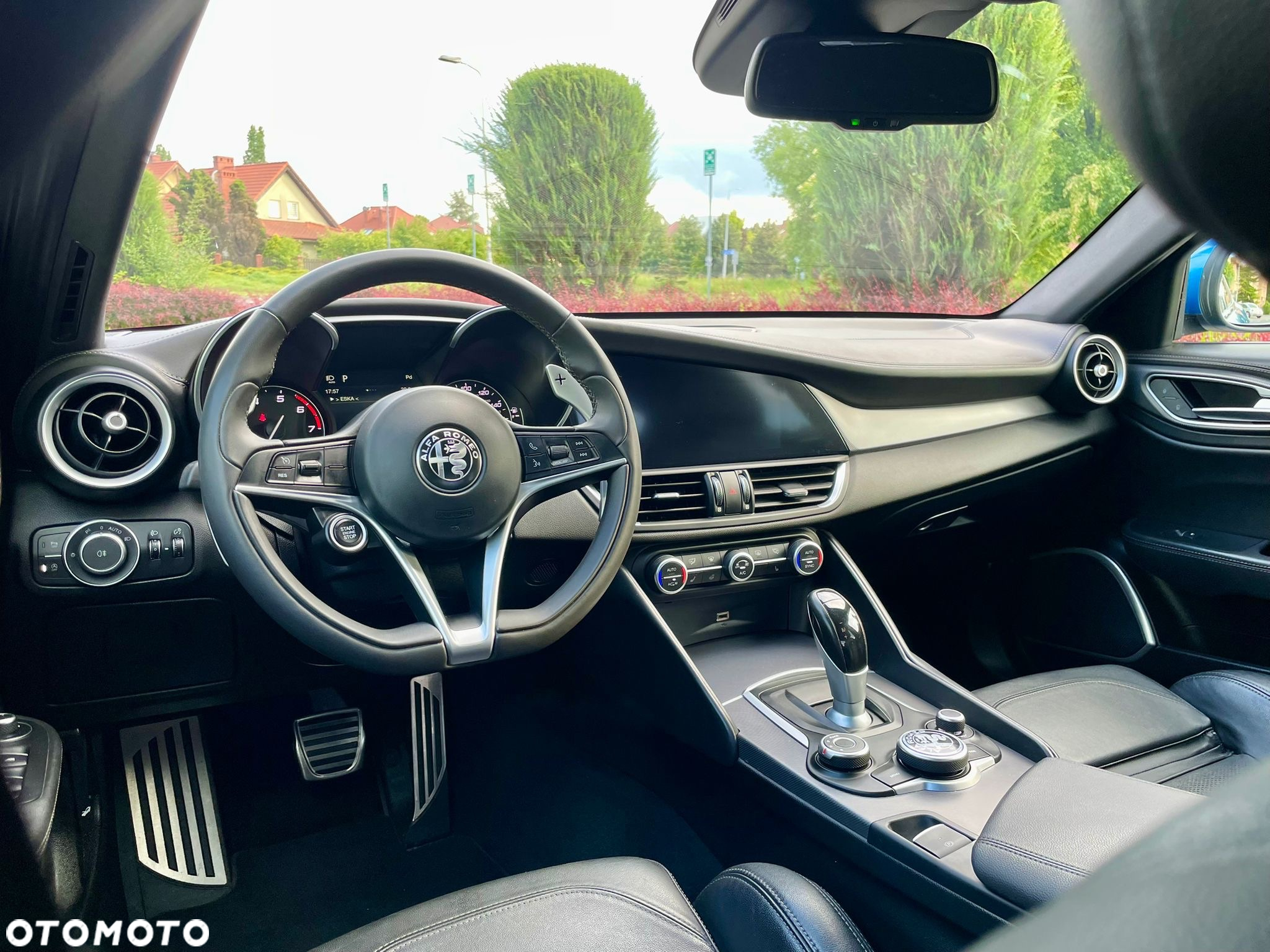 Alfa Romeo Giulia 2.0 Turbo 16V AT8 Veloce Ti - 16