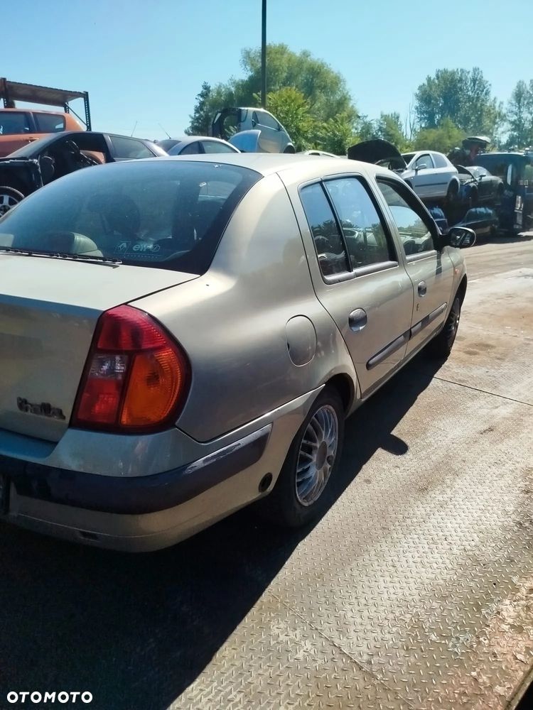 Renault Thalia na części. - 8