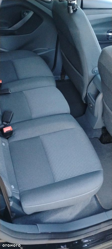 Ford C-MAX - 12