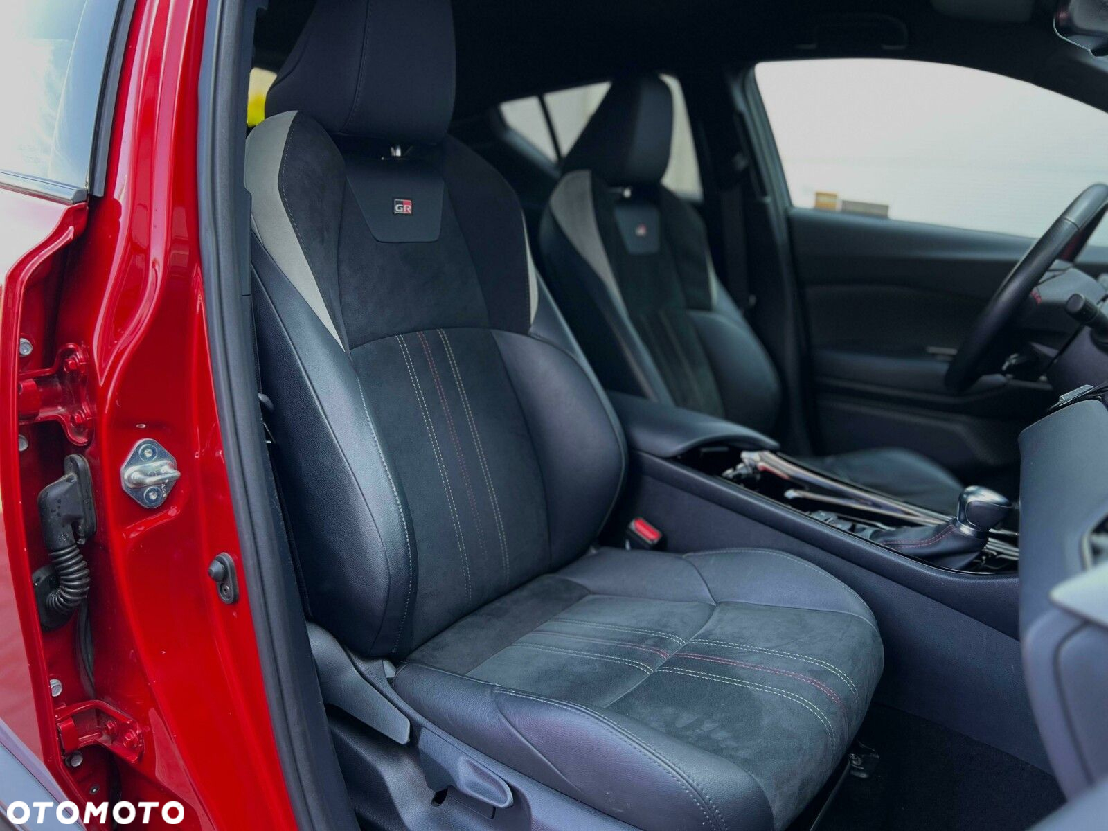 Toyota C-HR - 18