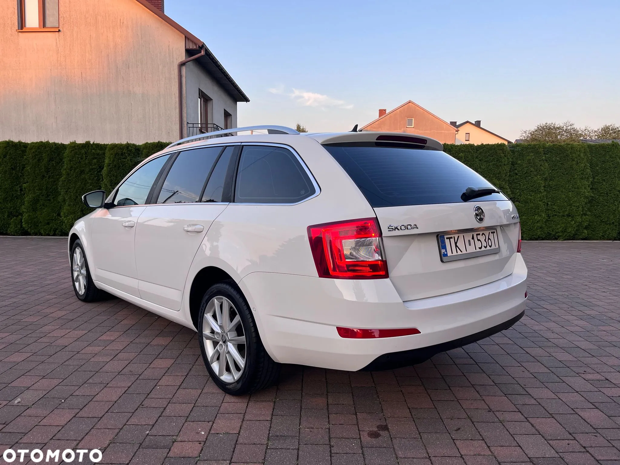 Skoda Octavia 1.4 TSI Edition DSG - 3