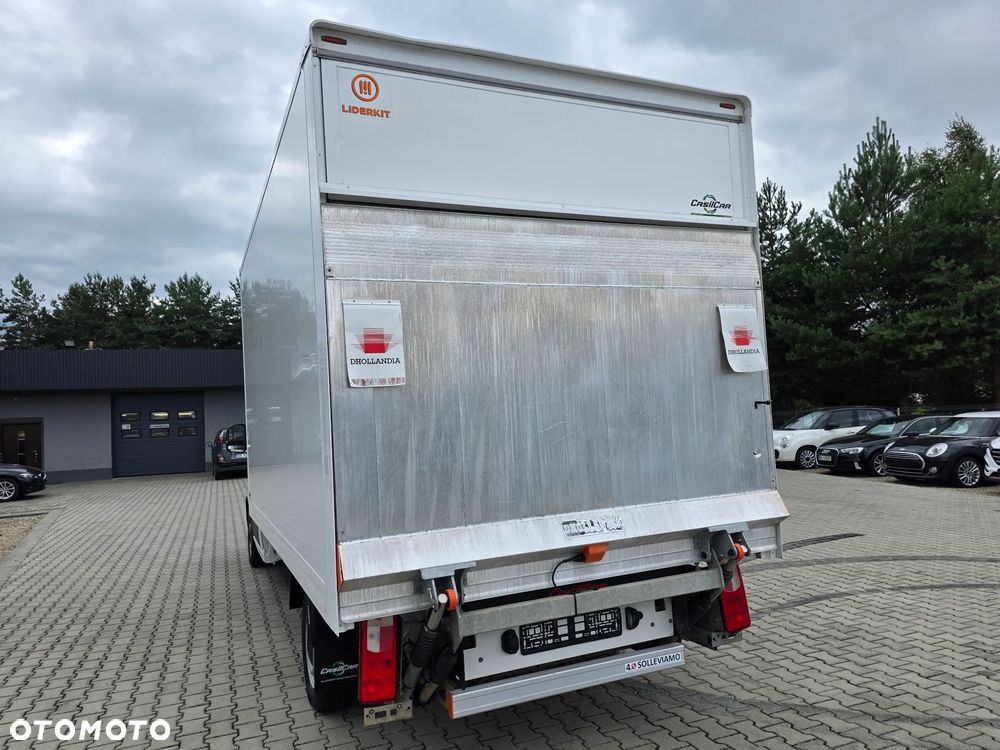 Volkswagen Crafter - 10