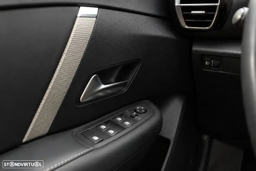 Citroën C4 1.2 PureTech Shine Pack EAT8 - 13