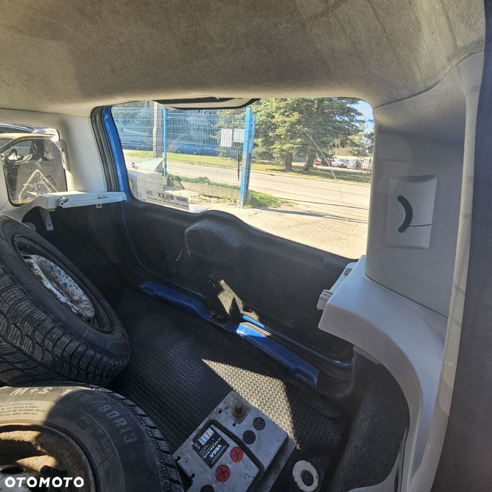 FIAT PANDA VAN (2005r) 1,1 B 40 kW / 54 KM (kod lak: 734/A BLU COCKTAL) / POJAZD NA CZĘŚCI - 12