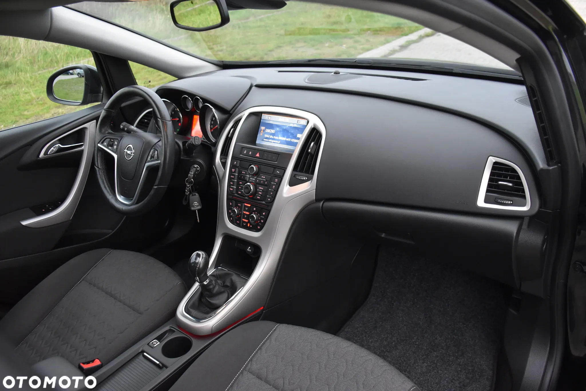 Opel Astra 1.4 Turbo Cosmo - 24