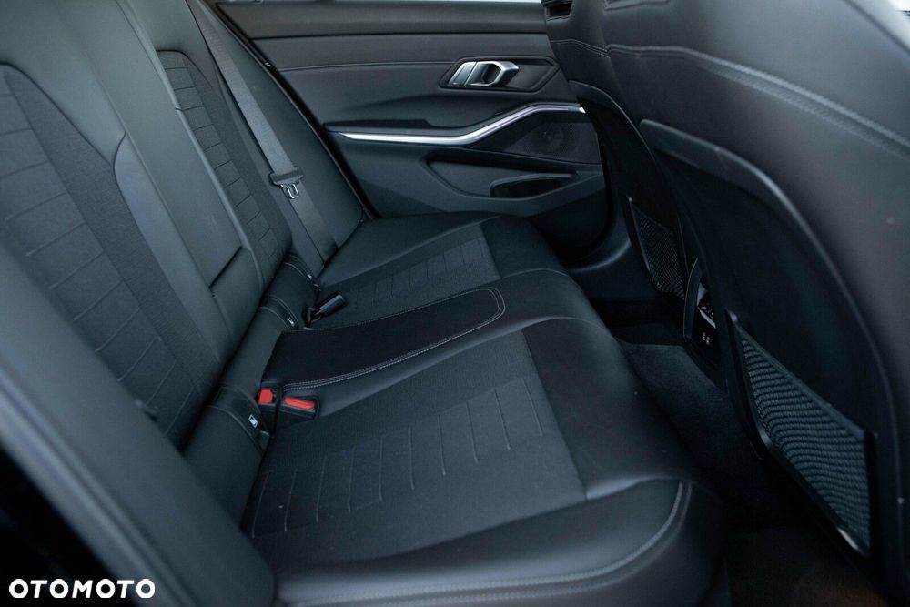 BMW Seria 3 - 28
