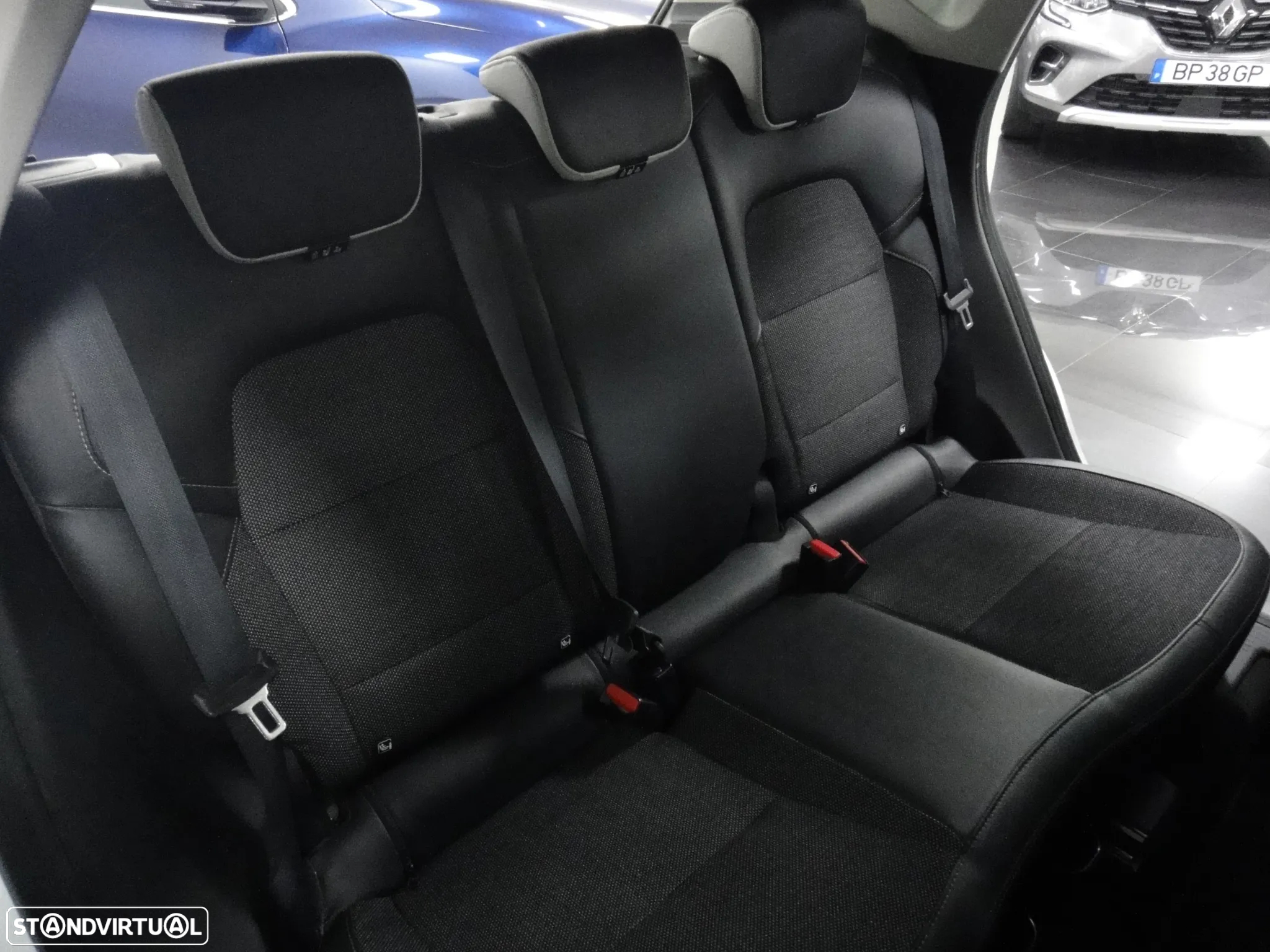 Renault Captur 1.0 TCe Exclusive - 19