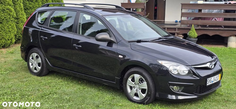 Hyundai i30 1.4 Base + - 3