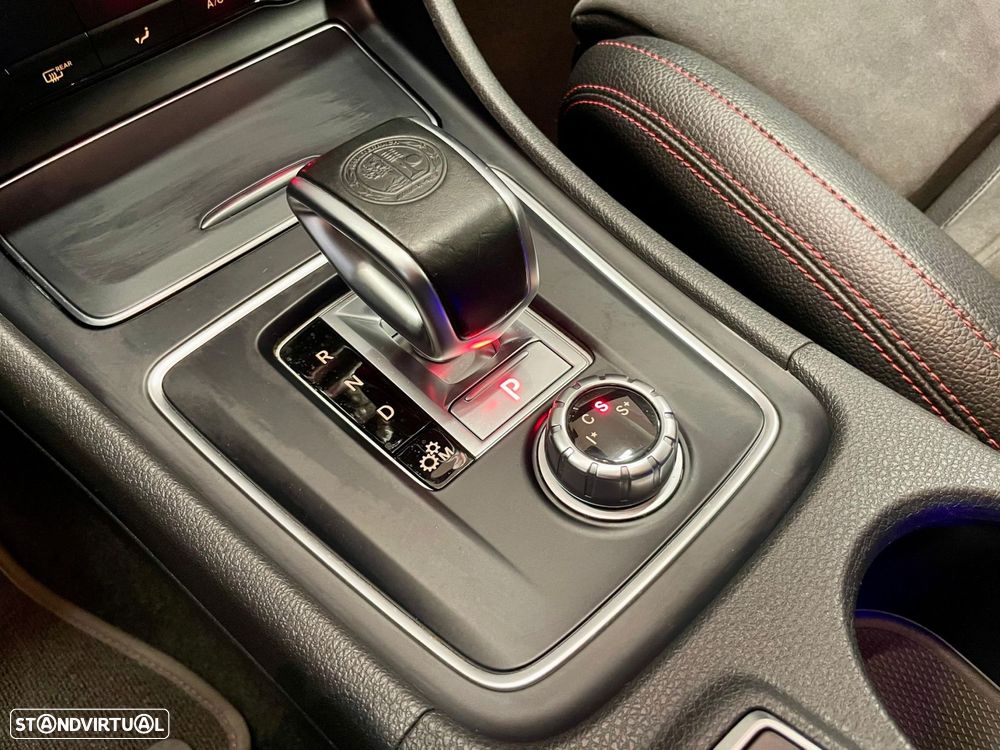 Mercedes-Benz A 45 AMG 4Matic Speedshift 7G-DCT - 30