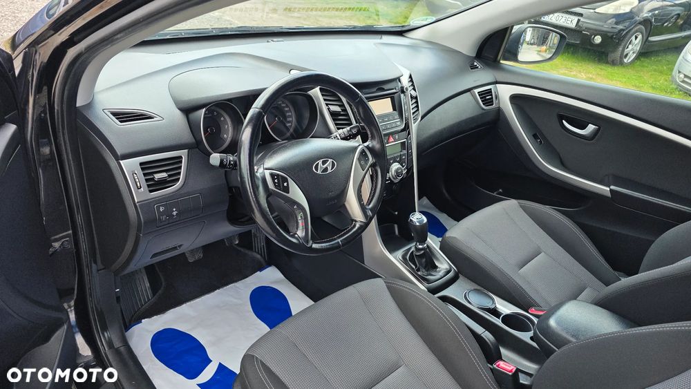 Hyundai i30 1.4 Fifa World Cup Edition - 12