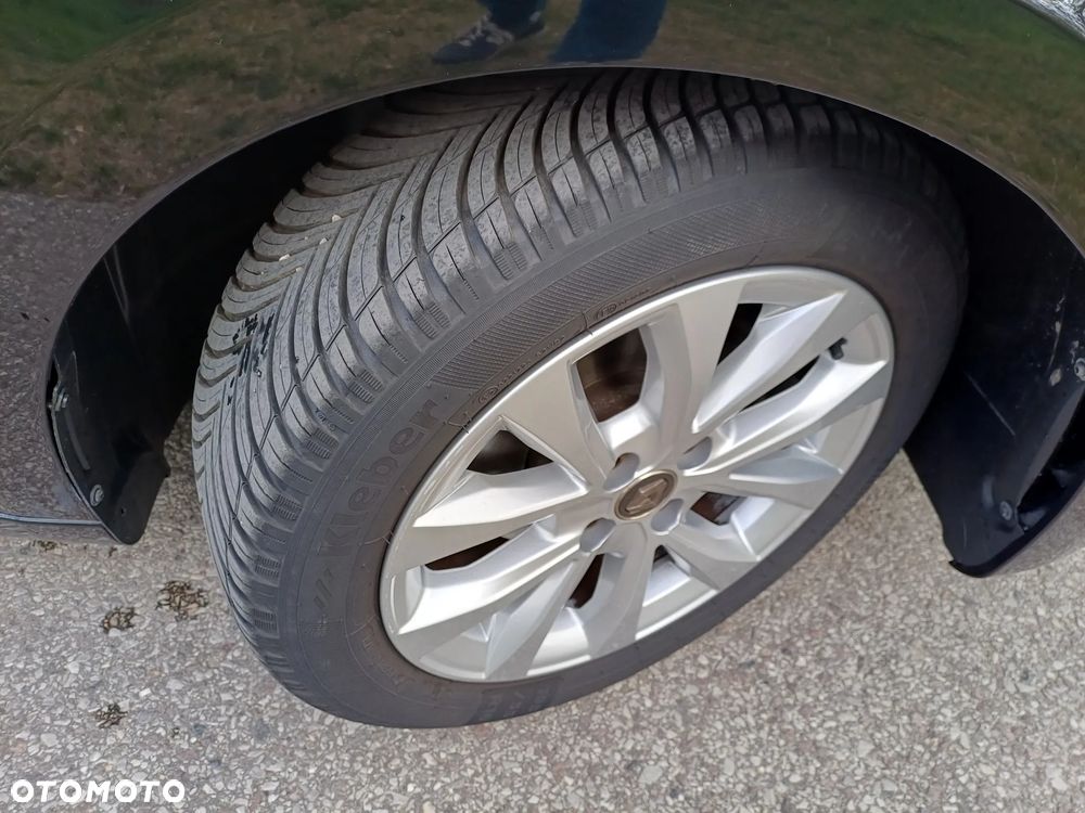 Renault Clio TCe 100 EXPERIENCE - 21