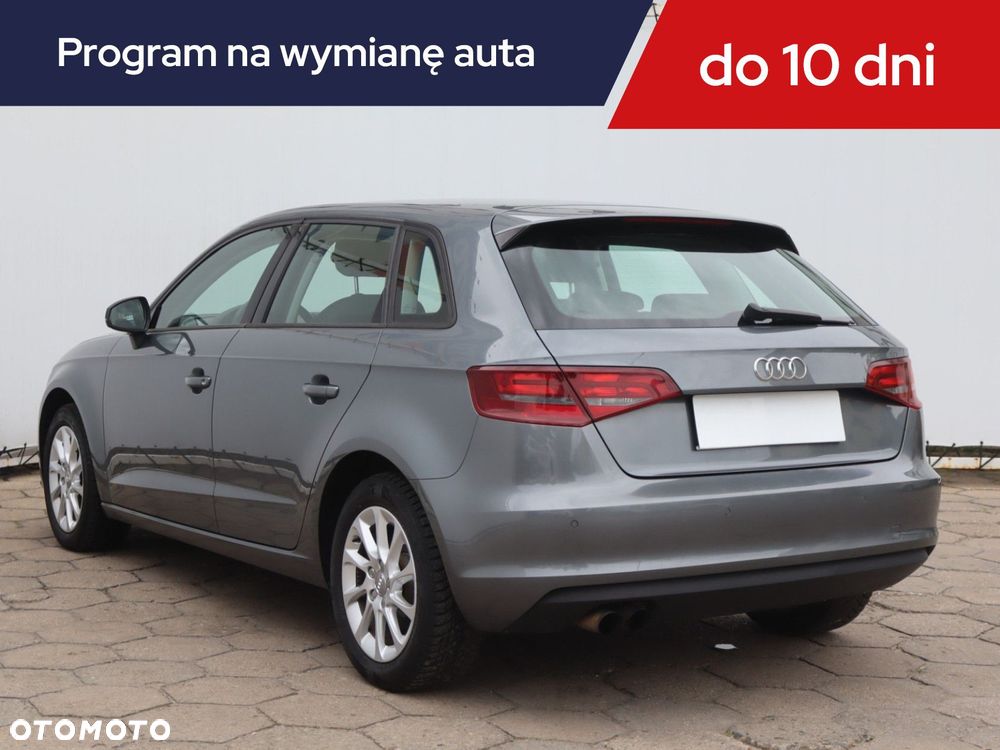 Audi A3 Sportback - 6