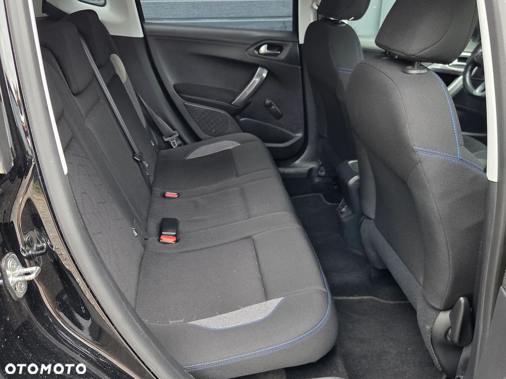 Peugeot 2008 1.2 Pure Tech Active S&S - 13