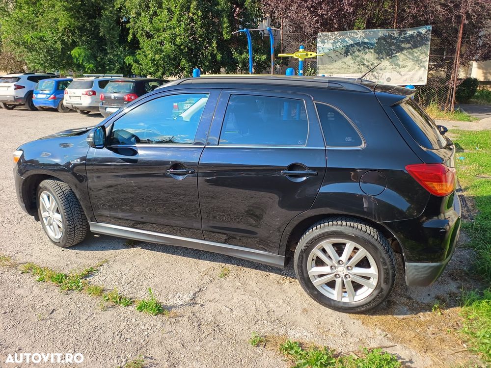 Mitsubishi ASX - 5