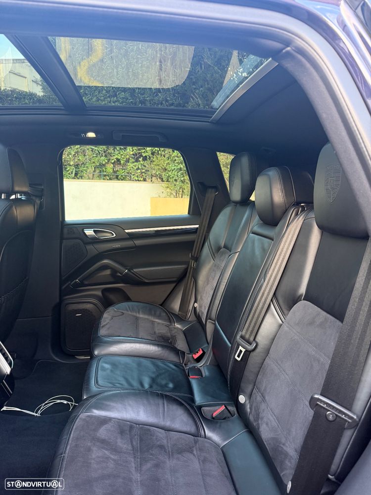 Porsche Cayenne S E-Hybrid Platinum Edition - 9