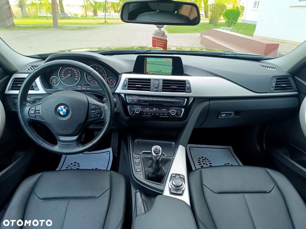 BMW Seria 3 318d DPF Edition Lifestyle - 28
