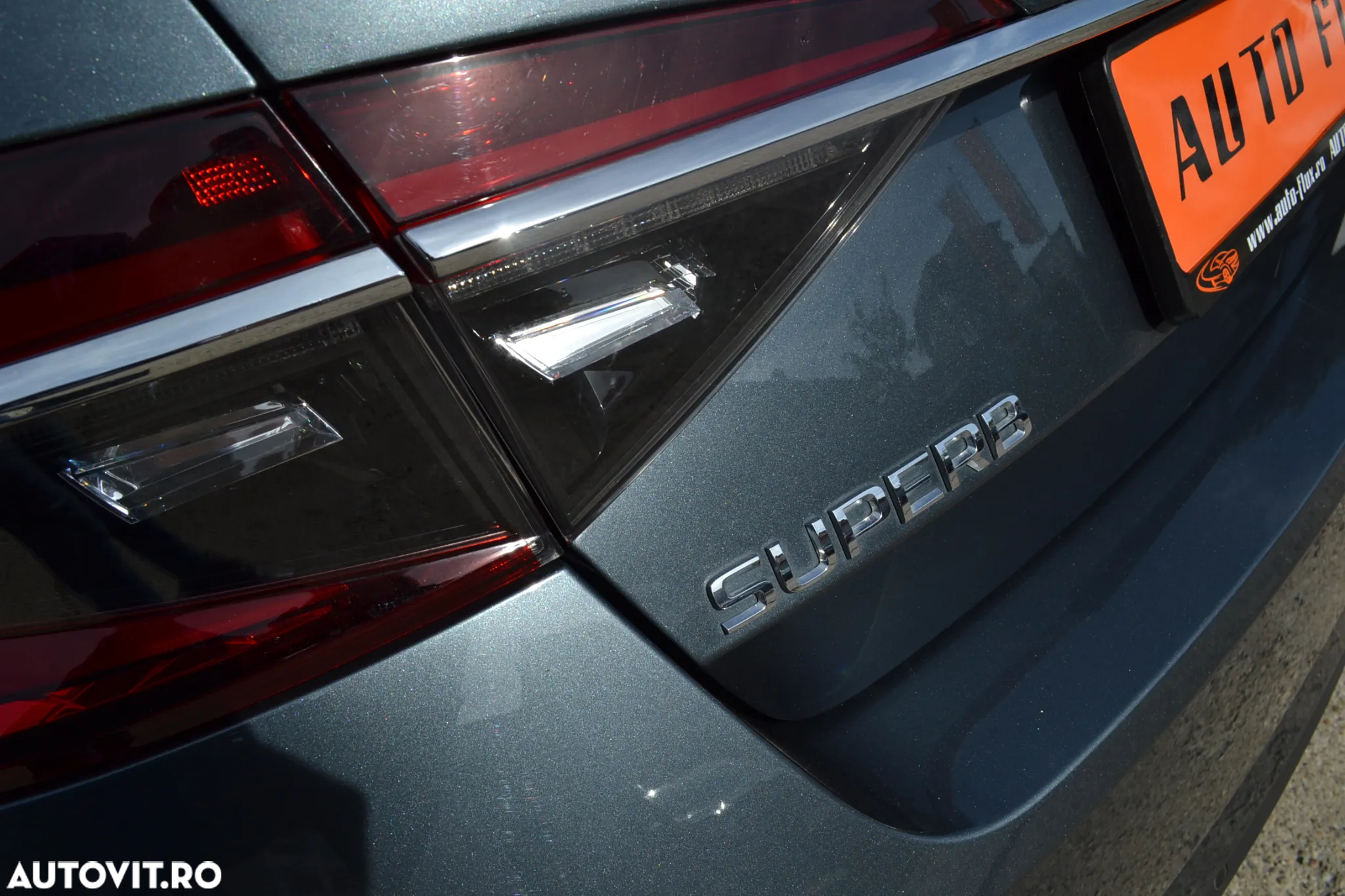 Skoda Superb 2.0 TDI 4X4 DSG Ambition - 34