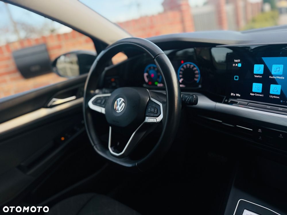 Volkswagen Golf 2.0 TDI SCR DSG IQ.DRIVE - 9