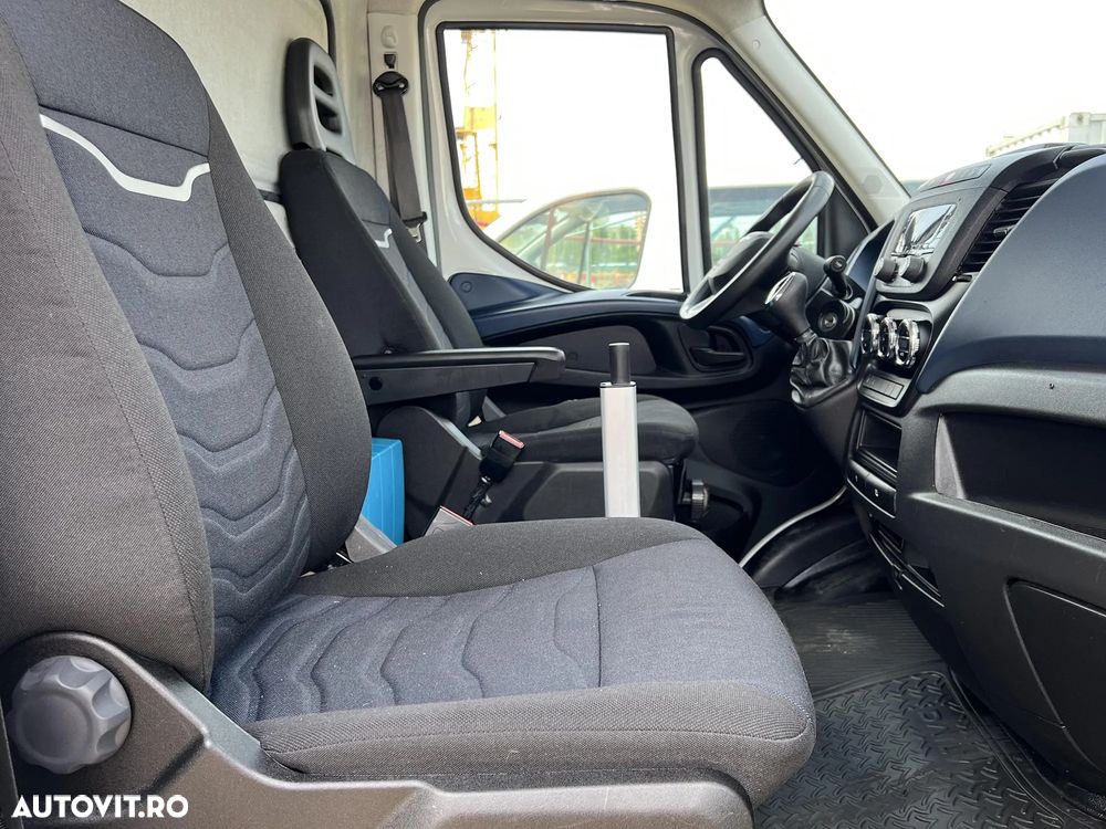 Iveco Daily 35-140 CHASSI CAB 2.3JTD HI-MATIC - 10